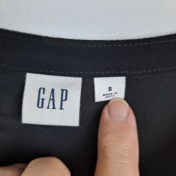 Gap Ladies Maternity Top NWT - Picture 6 of 11
